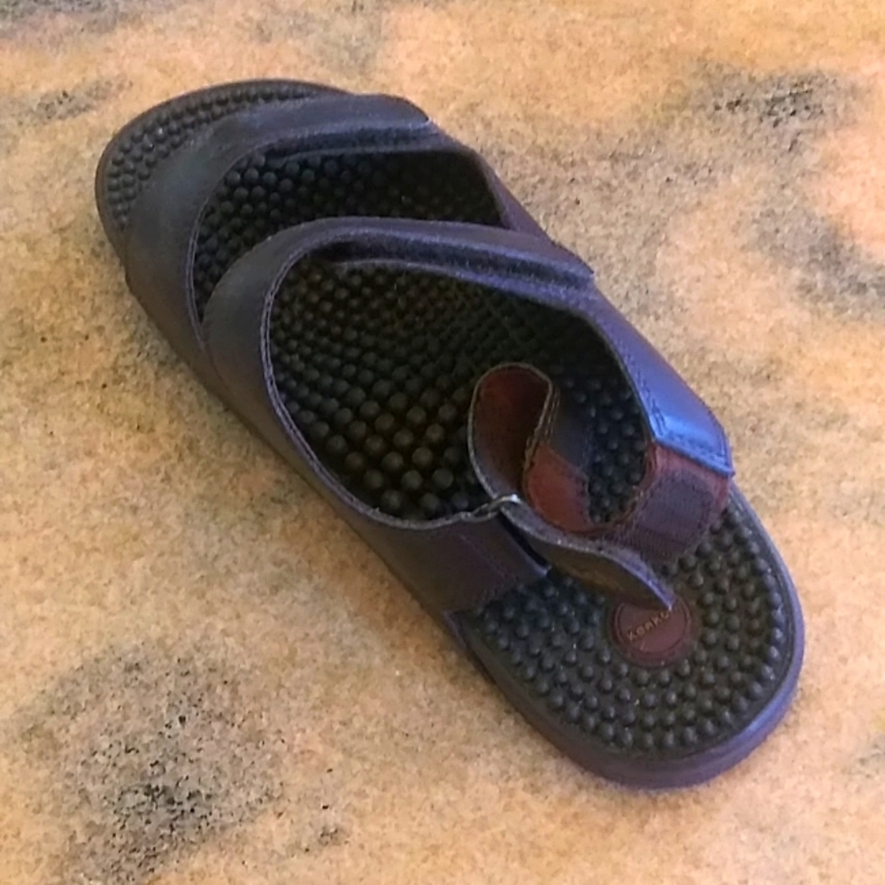 Kenkoh sz 8 Massage Sandal NEW
